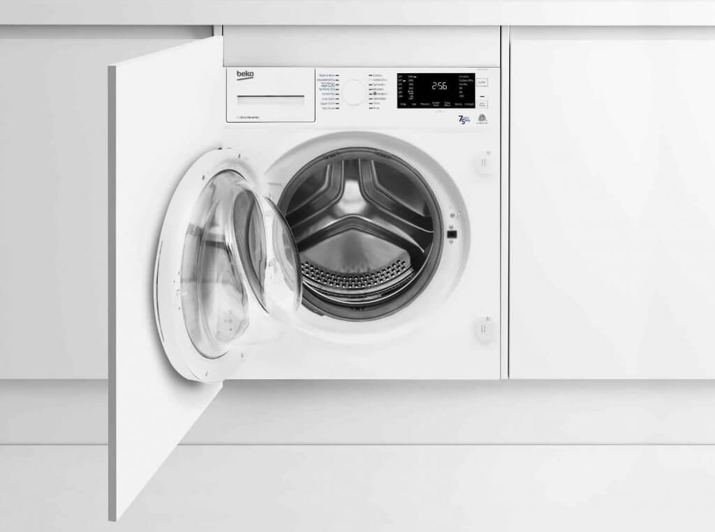 Встроенная стиральная машинка – самый идеальный вариант.